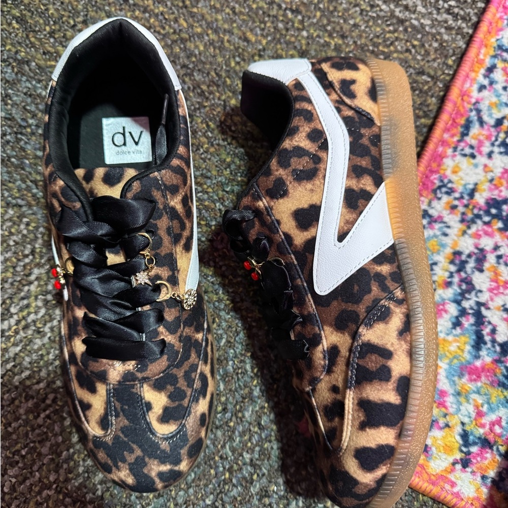 DV by Dolce Vita Kids Sneakers in Leopard and Black